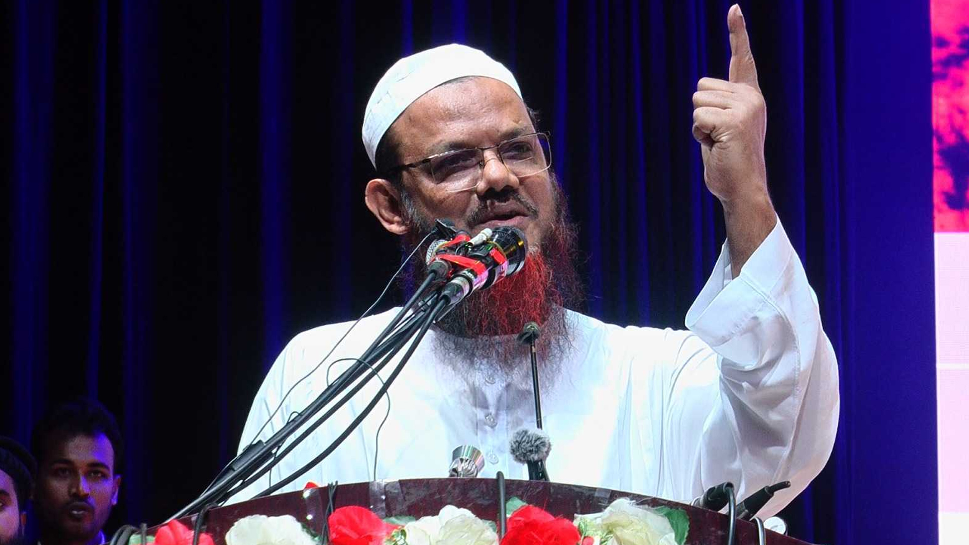 আমরা ঐক্যবদ্ধভাবে চাঁদাবাজদের উৎখাত করবো: চরমোনাই পীর